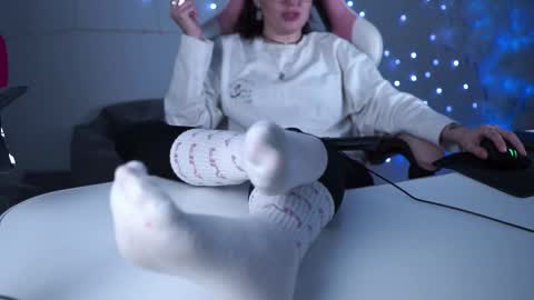 Snapshot of lana__may chatting on 03/09/25, 06:11 just call me Lana  and her security online show from 03/09/25, 06:11