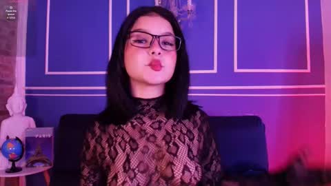  Lana  online show from 10/22/25, 11:21
