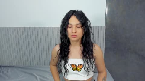 Lana online show from 01/04/25, 10:55