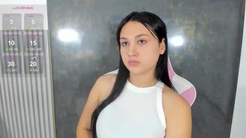 Snapshot of lana_boomer chatting on 12/18/25, 08:59 Lana online show from 12/18/25, 08:59