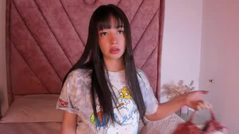 Snapshot of lana_collins_ chatting on 04/08/26, 04:23 Lana online show from 04/08/26, 04:23