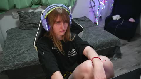 Kay online show from 02/28/25, 08:18