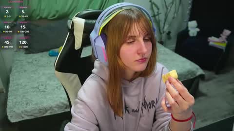 Kay online show from 03/05/25, 06:12