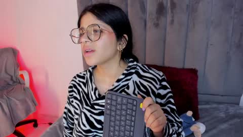 ... .          . ... online show from 01/09/25, 03:44