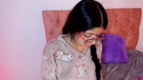 ... .          . ... online show from 01/11/25, 06:44