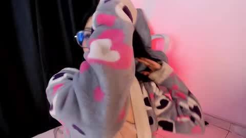 ... .          . ... online show from 01/25/25, 06:46