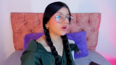 ... .          . ... online show from 02/12/25, 12:01