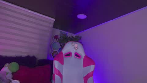 Lana online show from 03/17/26, 12:26
