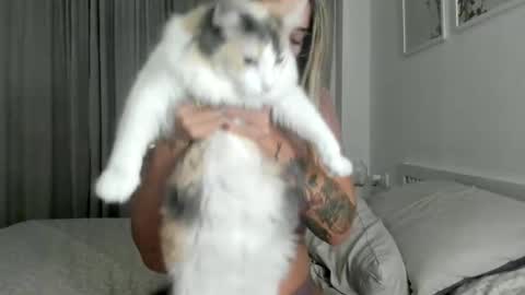 Snapshot of lana_inked chatting on 10/04/25, 08:18 Lana online show from 10/04/25, 08:18