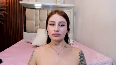 Lana     igauroraaaaaaaaa 1 online show from 01/18/25, 07:59