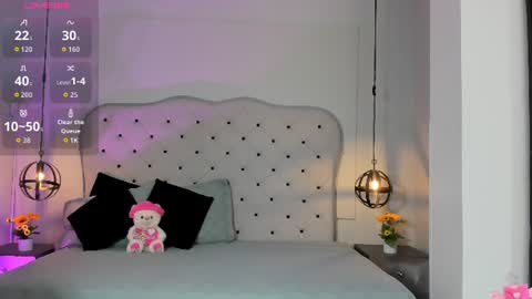 Snapshot of lana_rhoaades chatting on 06/30/26, 11:44 lana_rhoaades online show from 06/30/26, 11:44