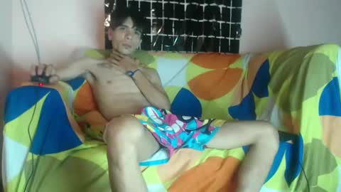 Snapshot of lana_robertt chatting on 01/23/25, 07:43 lana_robertt online show from 01/23/25, 07:43