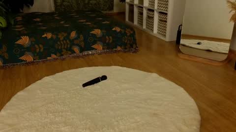 Lana online show from 12/27/24, 02:01