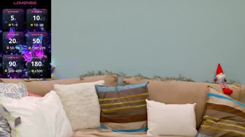 Lana online show from 11/21/25, 10:36