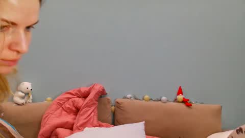 Lana online show from 02/28/26, 01:12