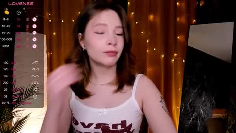 Snapshot of lanablu_ chatting on 03/11/26, 02:17 Lana online show from 03/11/26, 02:17