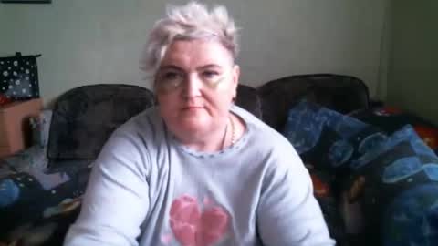lanacat555 online show from 10/01/25, 09:48