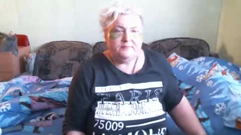 lanacat555 online show from 01/16/26, 12:09