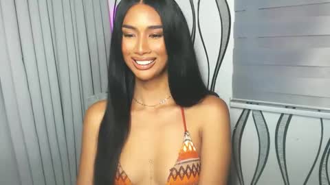 Lana online show from 02/11/25, 11:33