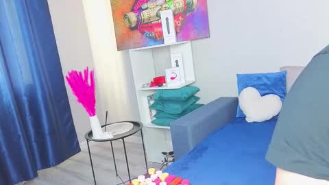 Lana online show from 10/20/25, 11:54
