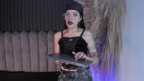 Lana online show from 07/10/26, 11:13
