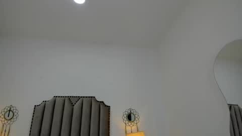 Lana online show from 10/11/25, 07:56