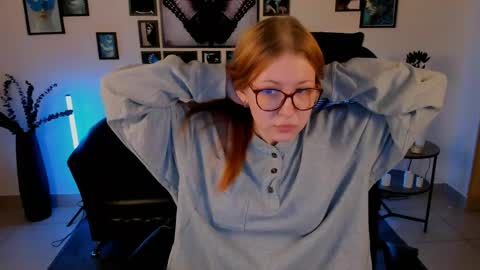 lana online show from 05/22/26, 09:15