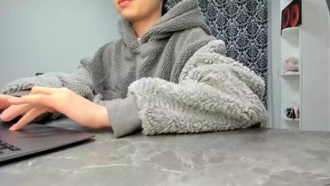 Snapshot of lanalandd chatting on 12/13/24, 03:21 Lana online show from 12/13/24, 03:21