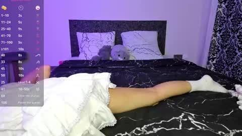 Snapshot of lanalandd chatting on 12/17/24, 07:48 Lana online show from 12/17/24, 07:48