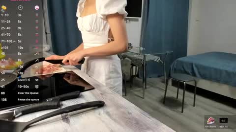 Snapshot of lanalandd chatting on 03/06/25, 03:02 Lana online show from 03/06/25, 03:02