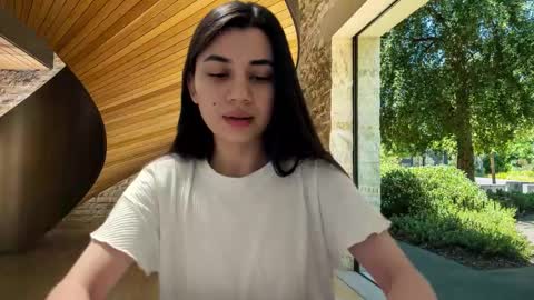 Snapshot of lanalandd chatting on 10/11/25, 01:53 Lana online show from 10/11/25, 01:53