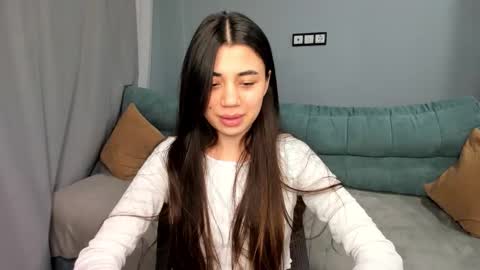 Snapshot of lanalandd chatting on 11/14/25, 01:21 Lana online show from 11/14/25, 01:21