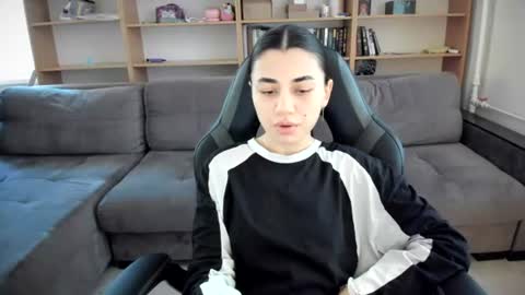 Snapshot of lanalandd chatting on 08/03/26, 05:38 Lana online show from 08/03/26, 05:38