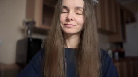 Lana online show from 12/03/24, 09:45