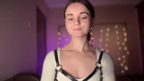 Lana online show from 09/11/25, 10:54