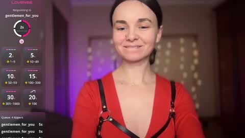 Lana online show from 10/08/25, 08:06