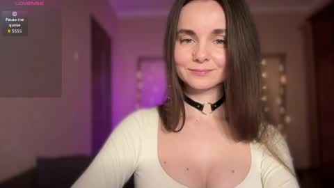 Snapshot of lanaloulou chatting on 04/02/26, 11:35 Lana online show from 04/02/26, 11:35