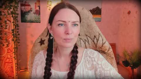 Lana Radiance online show from 05/25/26, 12:33