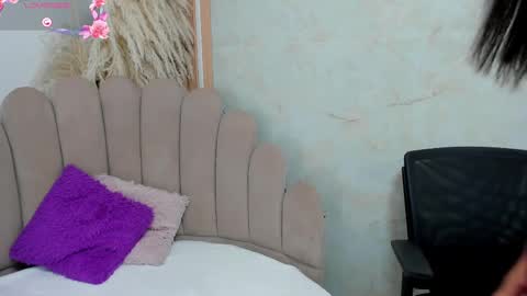 Snapshot of lanarioss chatting on 09/30/25, 04:17 lana online show from 09/30/25, 04:17