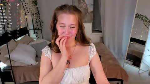 Lana online show from 06/19/26, 09:29