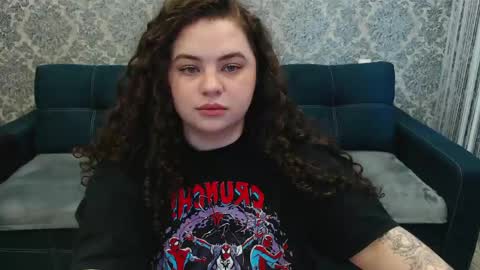 LanaRoub online show from 05/18/26, 03:13