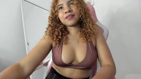 Snapshot of lanarouse1 chatting on 01/25/25, 12:38 Lana online show from 01/25/25, 12:38