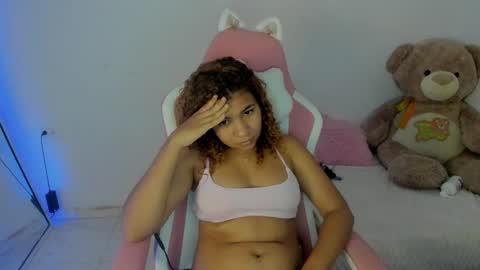 Snapshot of lanarouse1 chatting on 02/14/25, 02:50 Lana online show from 02/14/25, 02:50