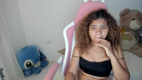 Snapshot of lanarouse1 chatting on 03/10/25, 05:22 Lana online show from 03/10/25, 05:22