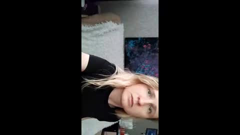 LanaviSmith online show from 06/03/26, 06:27