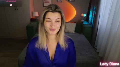 LancasterMiss online show from 10/03/25, 01:19