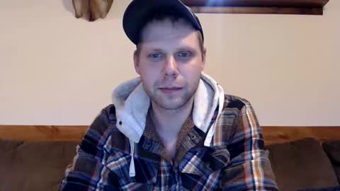 Snapshot of lancehardin chatting on 04/20/26, 12:02 Lance online show from 04/20/26, 12:02