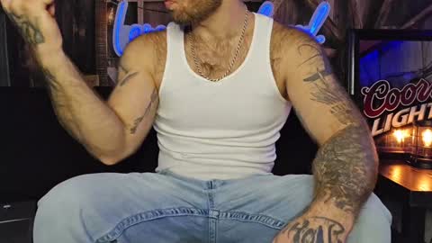 Snapshot of lancehardwood222 chatting on 01/10/25, 02:04 LANCE online show from 01/10/25, 02:04