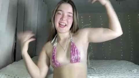 Snapshot of lanelizzie348 chatting on 10/18/25, 02:36 lanelizzie348 online show from 10/18/25, 02:36