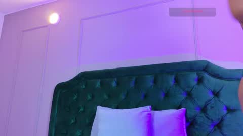 LANEMUGLER online show from 04/19/26, 12:04